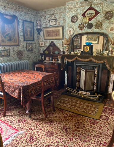 Old Victorian room that needs some infrared heating