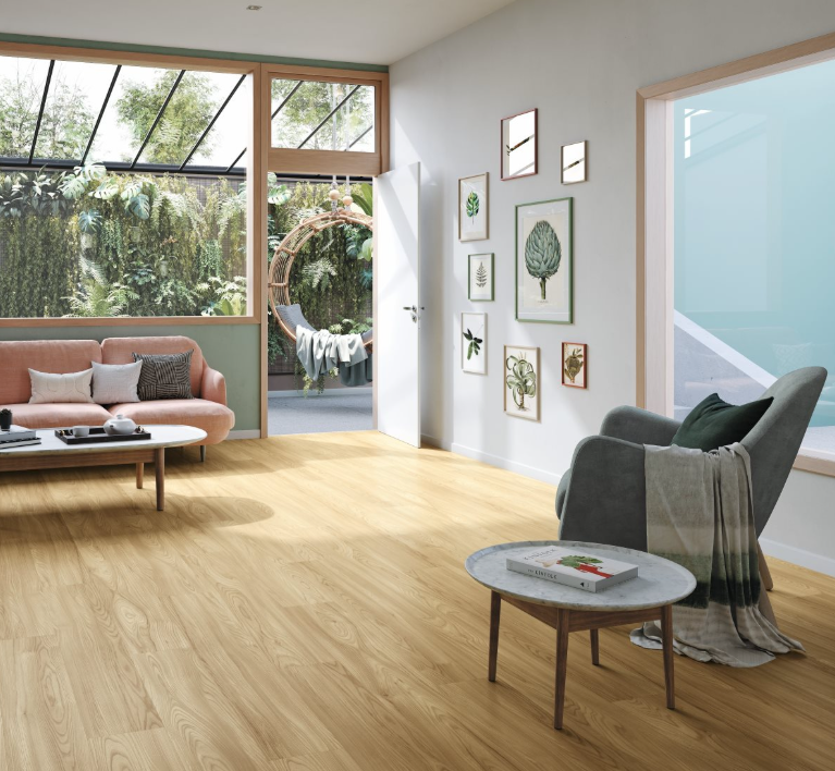 Natural Touch- Townhouse Basic 400, Wide plank, Matt-finish texture