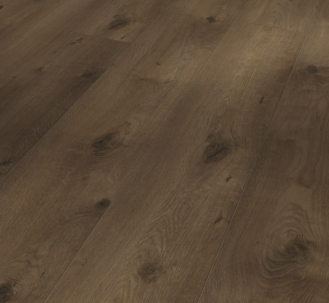 lose-up of the matt wood texture on Parador Oak Everglade Antique Trendtime 6 laminate flooring.
