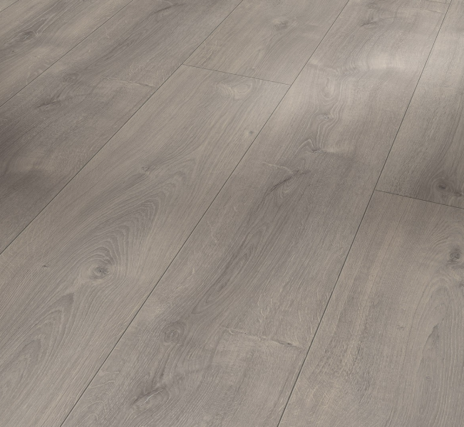 Close up showing extra-long château plank format of Parador Trendtime 6 laminate flooring.